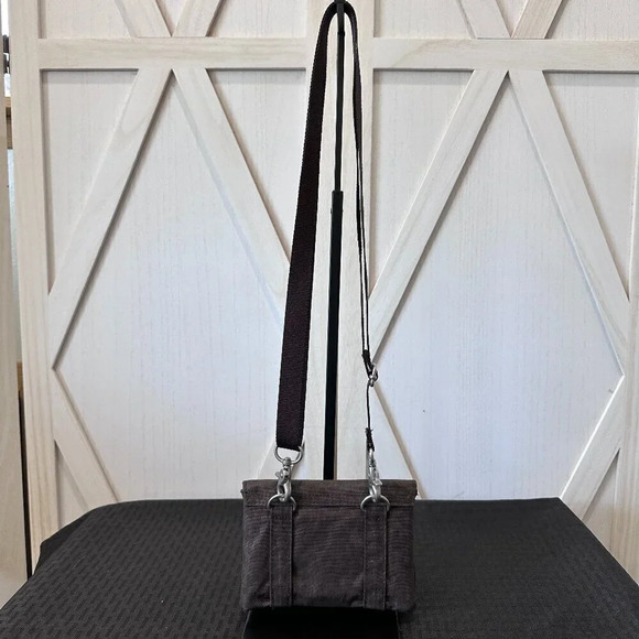 Baggallini 2-In-1 Convertible Crossbody Belt Bag - Picture 3 of 11